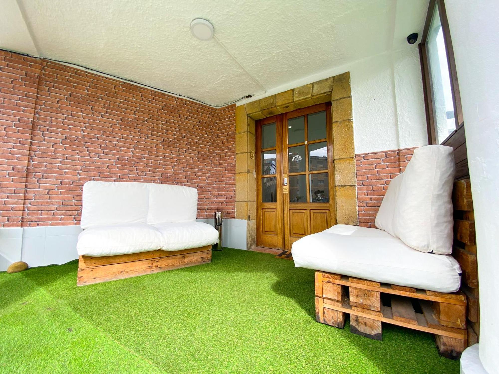 North Surf House Hostel Gijon Ngoại thất bức ảnh